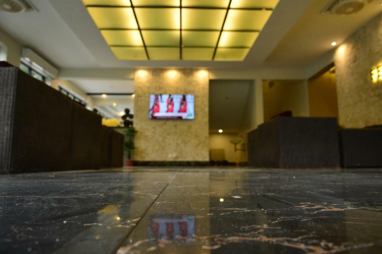 La Orilla Hotel Muzafferabad Dış mekan fotoğraf