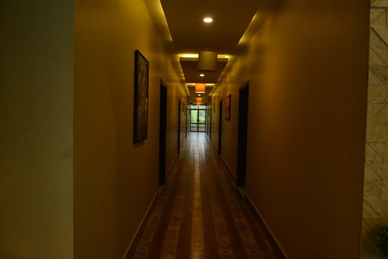 La Orilla Hotel Muzafferabad Dış mekan fotoğraf