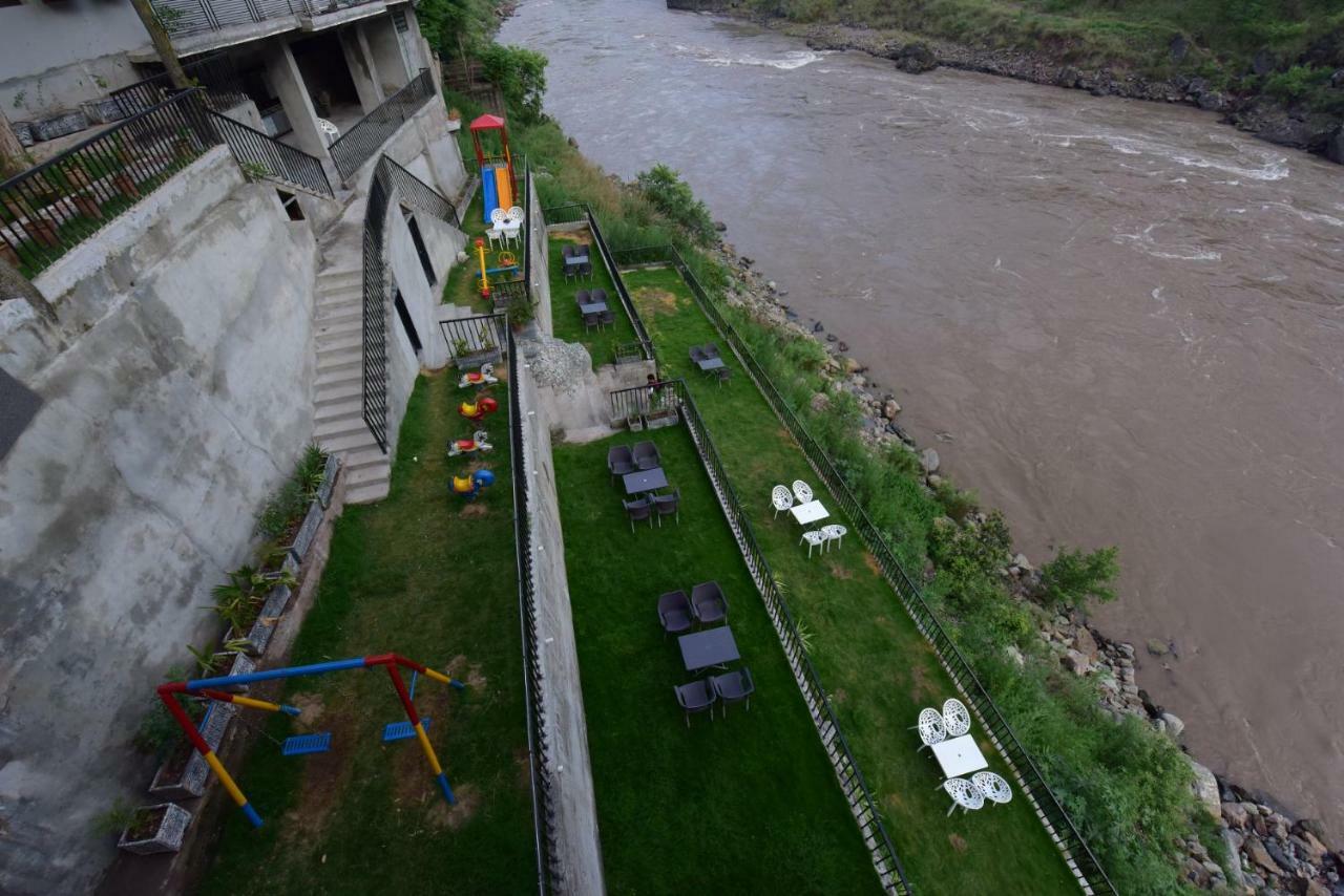 La Orilla Hotel Muzafferabad Dış mekan fotoğraf